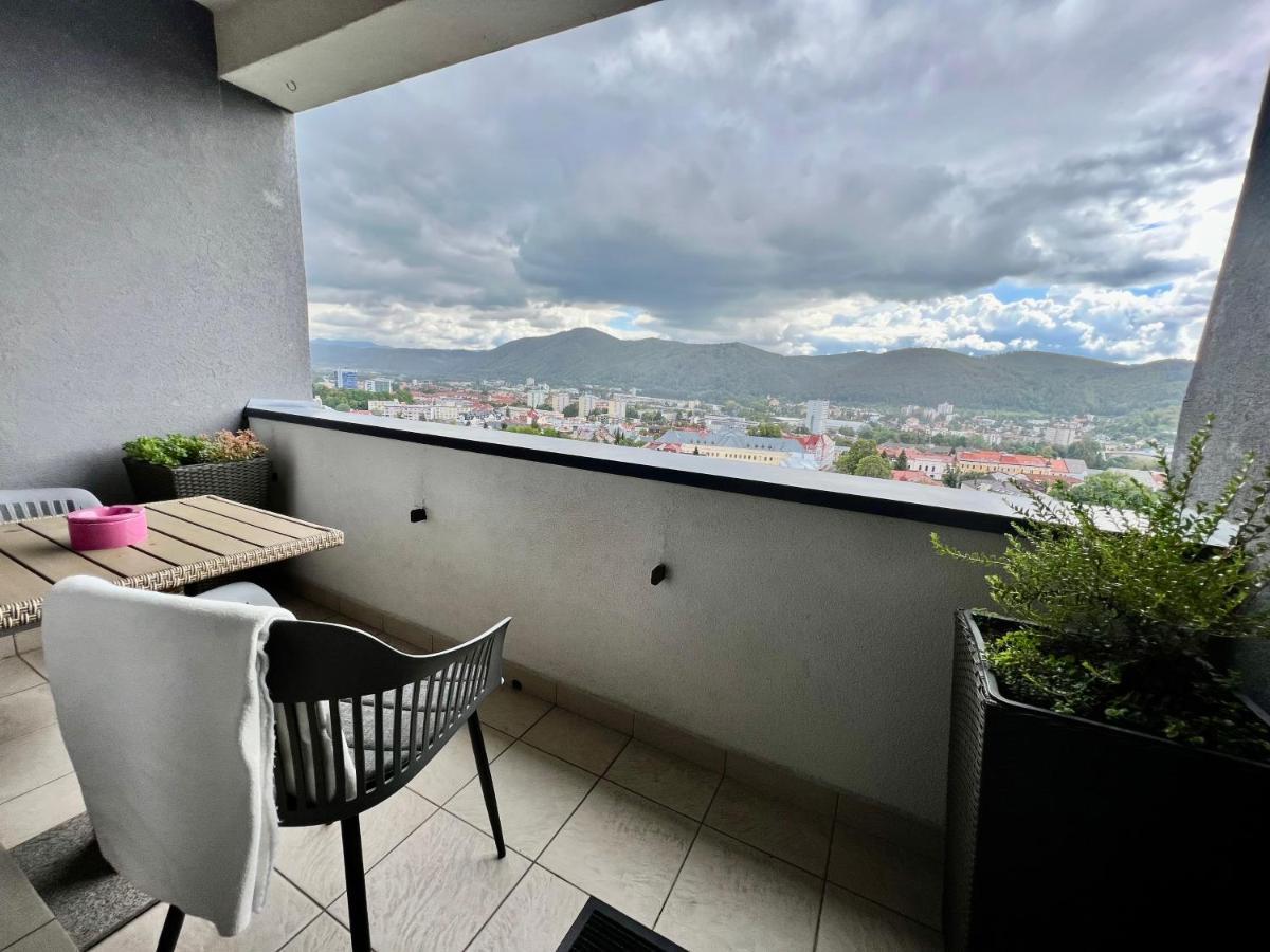 Bl Luxury Apartment, 24Hr Self Check-In, Free Private Garage Parking, Panoramic Views From Balcony, 5 Minute Walk To City Center Banska Bystrica Exterior photo