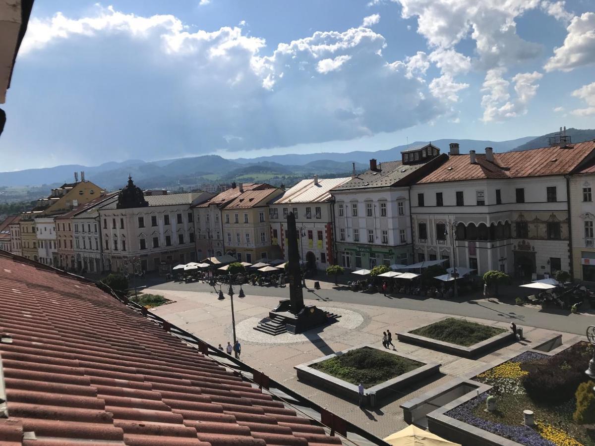 Bl Luxury Apartment, 24Hr Self Check-In, Free Private Garage Parking, Panoramic Views From Balcony, 5 Minute Walk To City Center Banska Bystrica Exterior photo